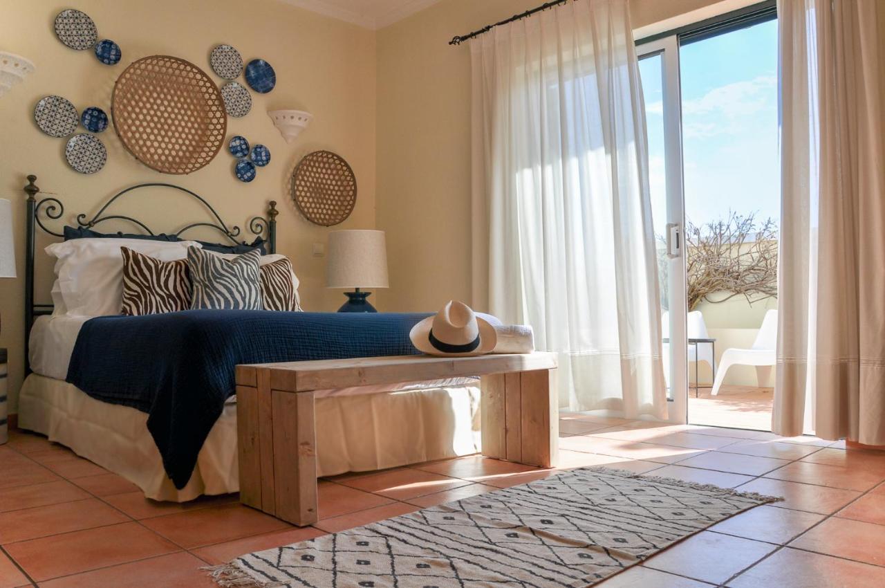 Casa Silwa - Chic 2Br Townhouse Duplex, 5Min To Beach & Pool Ferragudo  Bagian luar foto