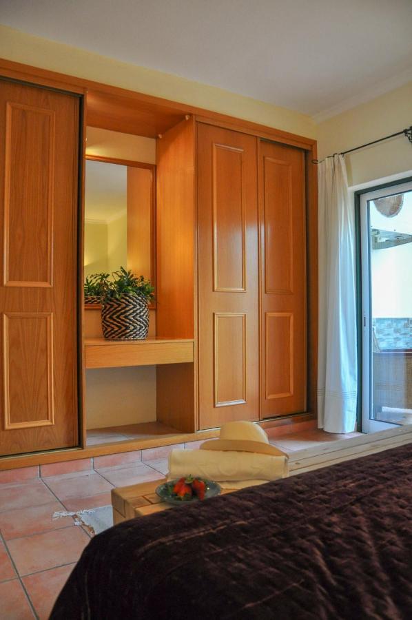 Casa Silwa - Chic 2Br Townhouse Duplex, 5Min To Beach & Pool Ferragudo  Bagian luar foto